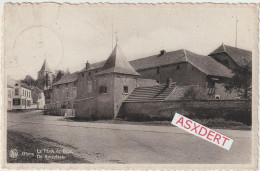 Glons  Place De Brus / De Brusplaats - Bassenge