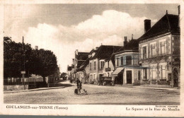 COULANGES SUR YONNE - Le Square Et La Rue Du Moulin - Coulanges Sur Yonne