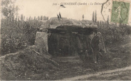 Connerré * Le Dolmen * Pierre Monolithe Mégalithe Menhir Pierres * Villageois - Connerre