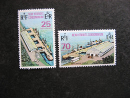 Nouvelles-Hébrides: TB  Paire N° 368 Et N° 369, Neufs XX. - Unused Stamps