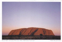 AK 186988 AUSTRALIA - Ayers Rock Im Uluru National Park - Uluru & The Olgas