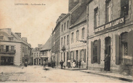Lanvollon * La Grande Rue * Boucherie JOUAN LARIVEN * Villageois * Grand Café De Bretagne - Lanvollon