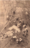 PHOTOGRAPHIE - Jeune Fille - Râteau - Foin - Carte Postale Ancienne - Wereldtentoonstellingen