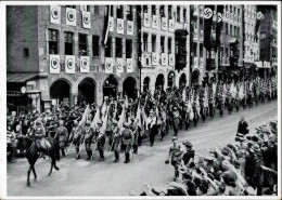 REICHSPARTEITAG NÜRNBERG 1935 WK II - Zerreiss Einholung Vpn 120 Fahnen Der Großen Ruhmreichen Armee Durch Die Reichsweh - Guerre 1939-45