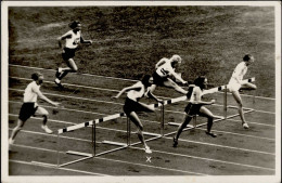 Olympiade 1936 Berlin Hürdenlauf Foto-AK II (Stauchung) - Olympische Spelen