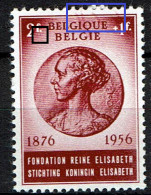 992  **  Point  Sous F Et Trainées De Couleur - 1931-1960