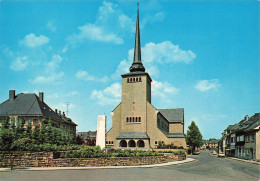 BELGIQUE - Saint Vith - Vue Générale De L'église - Colorisé - Carte Postale - Sankt Vith