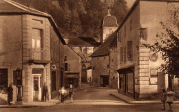 Faucogney Place De Gaulle Et L'eglise - Faucogney