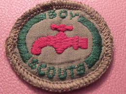 Scoutisme Canada/ Ecusson  Tissu/ Insigne De Mérite/Robinet /année 1940-1960                  ET598 - Scoutismo