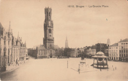 BRUGES - LA GRANDE PLACE - Cafés, Hotels, Restaurants