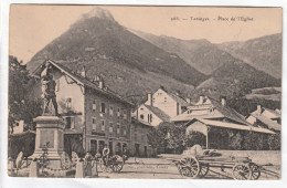 CPA :  14 X 9  -  TANINGES.  -  Place De L'Eglise - Taninges