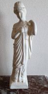 Statue En Plâtre, Femme Romaine Ou Grecque, Hauteur 39 Cm - Escayola