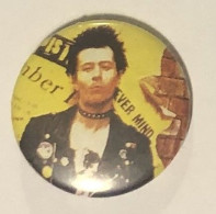 Badge Vintage - Groupe De Rock - SEX PISTOLS - Never Mind The Bollocks - Other Products