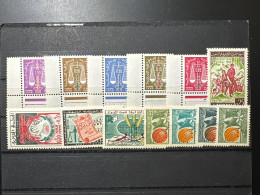 1963. Lot  13 Timbres Algérie. MNH - Andere & Zonder Classificatie