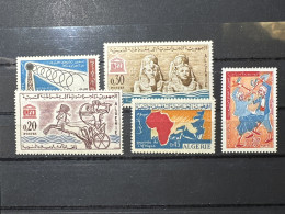 1964 Lot  5 Timbres Algérie. MNH - Other & Unclassified