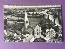 49   CPSM Petit Format CHATEAUNEUF-SUR-SARTHE   L’Eglise   Très Bon état - Chateauneuf Sur Sarthe