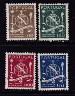 PORTUGAL - 1945 - YVERT 671/674 - Escuela Naval - MNH - Ungebraucht