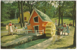 London - Storybook Gardens : 'The Jolly Miller'  - Springbank Park  -  (Ontario, Canada) - 1969 - London