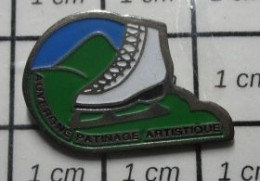 2622 Pin's Pins / Beau Et Rare :  SPORTS / PATINAGE ARTISTIQUE AUVERGNE - Patinage Artistique