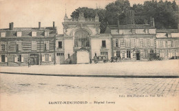 Ste Ménéhould * Place Et Hôpital Larrey * Attelage Transport Tonneaux De Vin - Sainte-Menehould