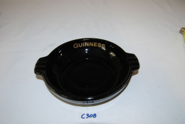 C308 Ancien Cendrier Publicitaire - Guinness - Verre