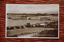 ROYAUME UNI : New Bridge And Lake, SOUTHPORT - Southport