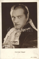 ** T2 Conrad Nagel, American Actor - Zonder Classificatie