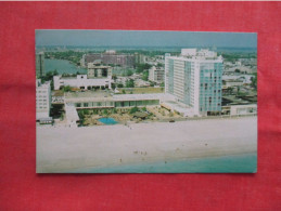 Carillon  Beach Hotel.   Miami Beach  Florida > Miami Beach   Ref 6295 - Miami Beach