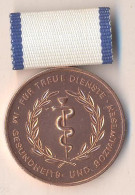 DDR Medaille Für Treue Dienste Im Gesundheits Und Sozialwesens.10 Dienstjahre. 7. - GDR