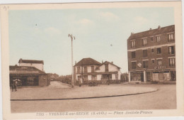 CPA - 91 - VIGNEUX - Rue Anatole France - Vigneux Sur Seine