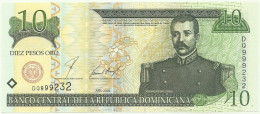 Dominican Republic - 10 Pesos Oro - 2001 - P 165.b - Unc. - Dominicaine