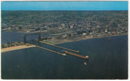 Duluth's Aerial Lift Bridge - (MN, USA) - 1978 - Duluth