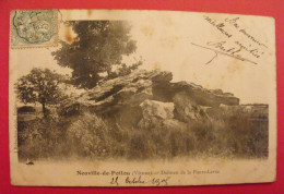 Carte Postale Vienne 86. Neuville De Poitou. Dolmen De La Pierre Levée - Neuville En Poitou