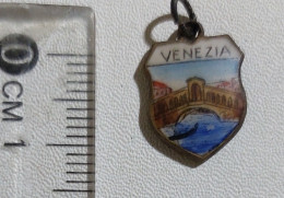 59158 Ciondolo Medaglietta Souvenir Anni '60 - Venezia - Steden