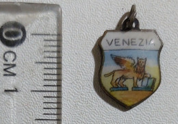 59175 Ciondolo Medaglietta Souvenir Anni '60 - Venezia - Steden