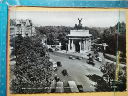 KOV 540-38 - LONDON, England, - Piccadilly Circus