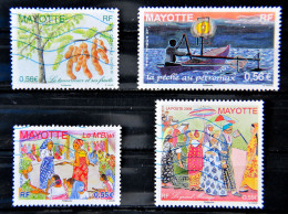 MAYOTTE Petit Lot De 4 Timbres - N° 215-217-222-223 Oblitéré - - Used Stamps
