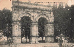 FRANCE - Saintes - Vue Sur L'Arc De Triomphe De Germanicus - Carte Postale Ancienne - Saintes