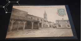 Carte   Postale  ST MICHEL EN L HERM   La Place De La Mairie - Saint Michel En L'Herm