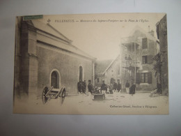 3ela - CPA - VILLEPREUX - Manœuvre Des Sapeurs Pompiers Sur La Place De L'église - [78] - Yvelines - - Villepreux