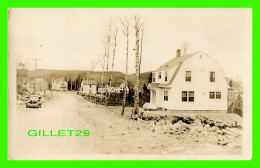 QUÉBEC - VUE RUE PRINCIPALE D'UN VILLAGE - COLLECTION DE JEAN CHEVALIER, PTRE - - Québec - La Cité