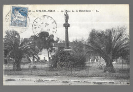 Sidi Bel Abbès, Lot De 2 Cartes. La Place De La République / Un Coin Du Jardin Public (5793) - Monesties