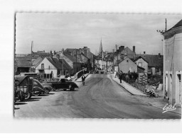 VIBRAYE : La Rue De La Rivière Et Le Pont Sur La Braye - Très Bon état - Vibraye