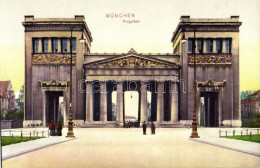 ** T1 München, Munich; Propylaen / City Gate - Zonder Classificatie