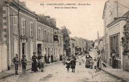 CPA  CHATEAUNEUF-sur-SARTHE - Grande Rue Et Hôtel Du Cheval Blanc - RARE - Chateauneuf Sur Sarthe