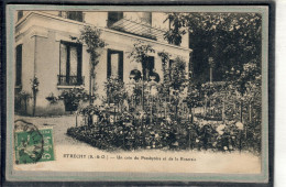 CPA - ETRECHY (91) - Aspect De La Roseraie Devant Le Presbytère En 1911 - Etrechy