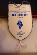 BASCHET FEMININ I.P.G. PLOIESTI 1985 Romania Fanion Sportiv Steag Sport Flag Pennant - Apparel, Souvenirs & Other