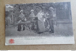 BRUXELLES - Laitières - Attelage De Chien  ( Belgique ) - Old Professions