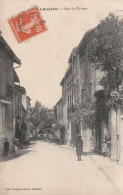 LAUZERTE EN TARN ET GARONNE   RUE DU CHATEAU   CPA  CIRCULEE - Lauzerte