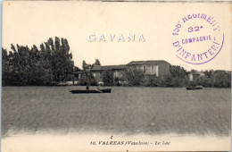 84 VALREAS - Le Lac  - Valreas